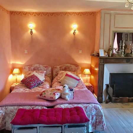 Maison Marthe B & B Saint-Sauveur-en-Puisaye Buitenkant foto