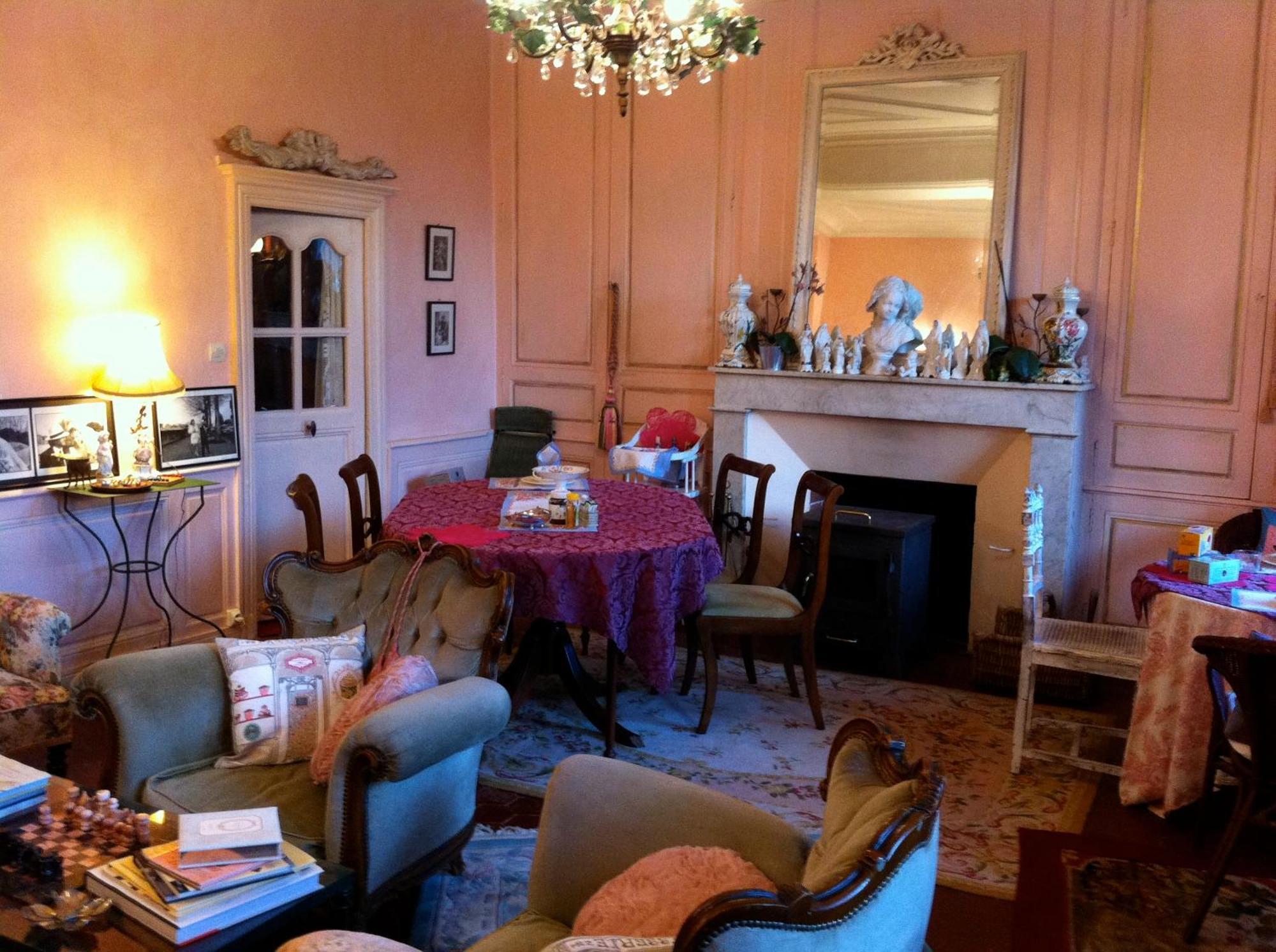 Maison Marthe B & B Saint-Sauveur-en-Puisaye Buitenkant foto